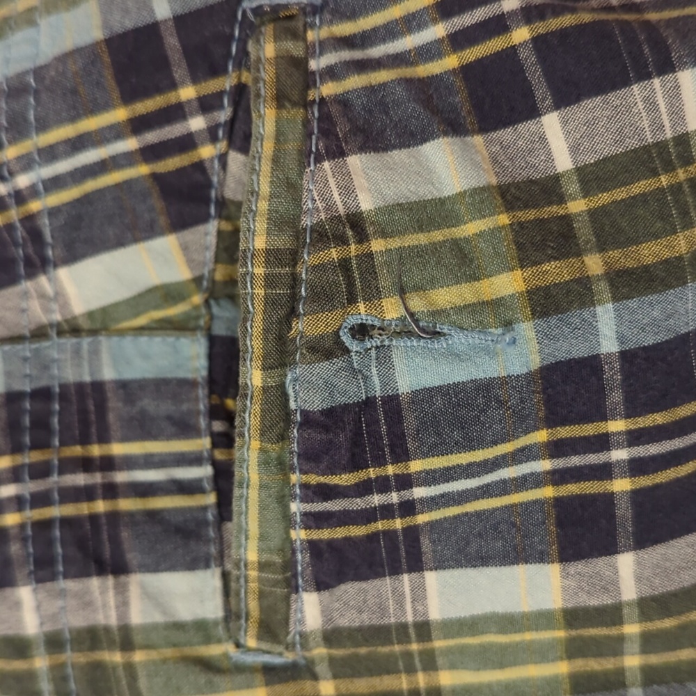 Mossimo Plaid Shorts - Picture 7 of 8